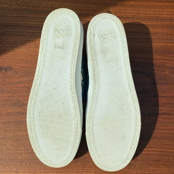 Coach Floral Pattern Slip-on Sneakers - Size 9 - Picture 14 of 14